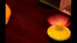 Юла музыкальная, светящаяся с доброй песенкой на русском языке. Детская игрушка поющая юла