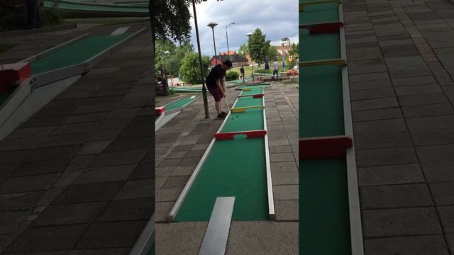 Lindh Live Minigolf SM 2016 смотреть онлайн