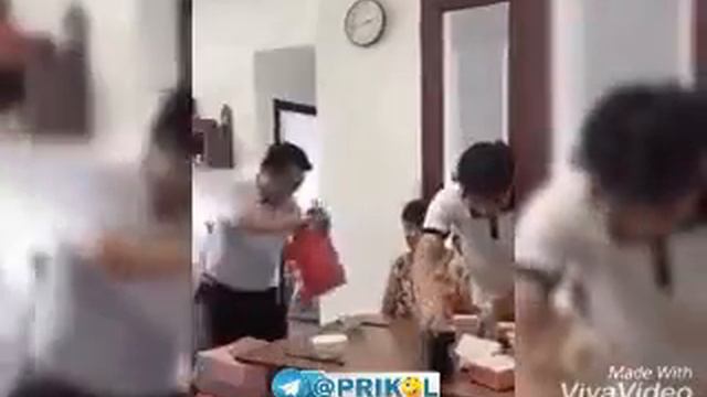Приколдор смотреть онлайн