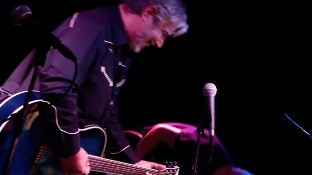 ♫ Gary Calamar & the Little Red Roosters ♫ смотреть онлайн