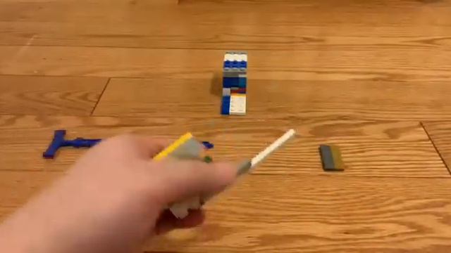 How to make a lego beyblade launcher! смотреть онлайн