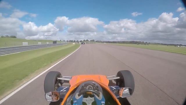 Thomas Smith Thruxton First time driving Formula Renault single seater 5 Sept 2020 смотреть онлайн