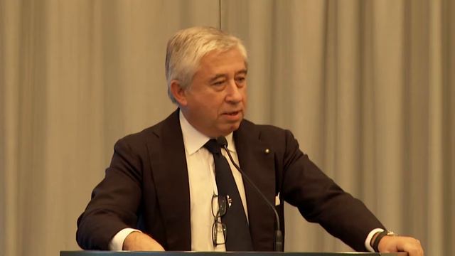 Antonio D'Amato смотреть онлайн
