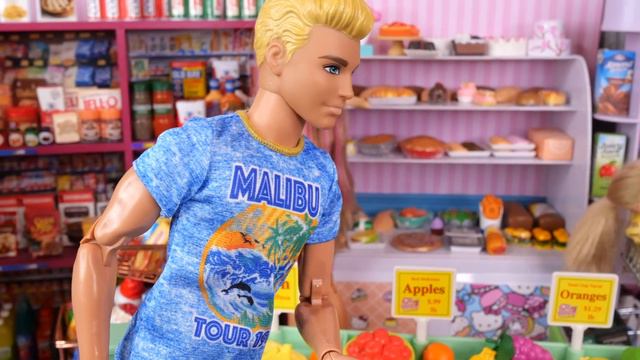 Barbie & Ken Doll Family Grocery Shopping for Baby First Thanksgiving смотреть онлайн