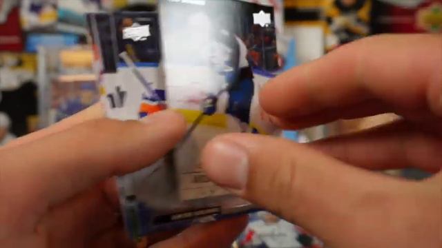 Our First Box! How Good Is This Stuff? 2023 Series 2 Hobby смотреть онлайн