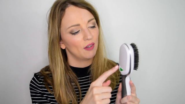 BRAUN SATIN HAIR 7 IONTEC STATIC BRUSH REVIEW & DEMO | Paula Holmes смотреть онлайн