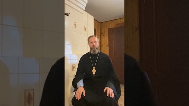 Какие основные правила есть на службе ?