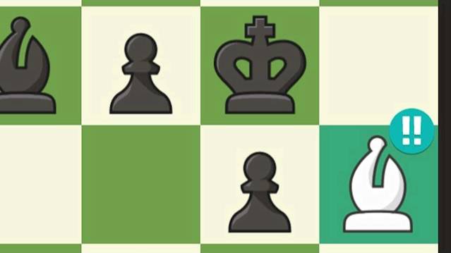BRILLIANT move EXPLOITS weak king смотреть онлайн