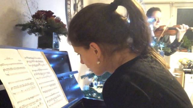 A Musical Christmas Greeting смотреть онлайн
