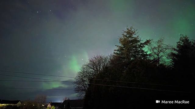 Northern Lights captured over Scotland in stunning timelapse footage смотреть онлайн
