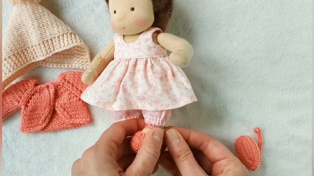 Waldorf doll mini baby 7 inch (18 cm) tall. Natural fiber personalized organic pocket doll смотреть онлайн