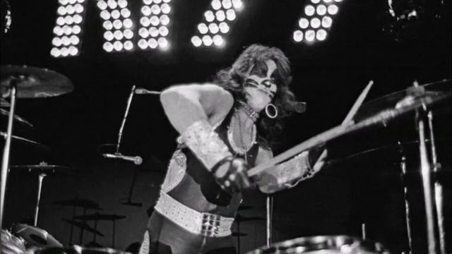 Kiss -  Dont You Let Me Down -  Peter Criss -  1978 -  Isolated Bass  Drums