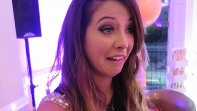 The Launch of Zoella Beauty (The Most Exciting Night Ever) смотреть онлайн