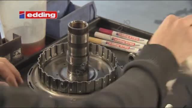 Маркер-краска промышленный Edding 8750 Коротко