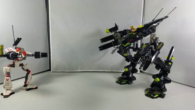 Lego Exo-Force Review - 7713 Bridge Walker Vs White Lightning