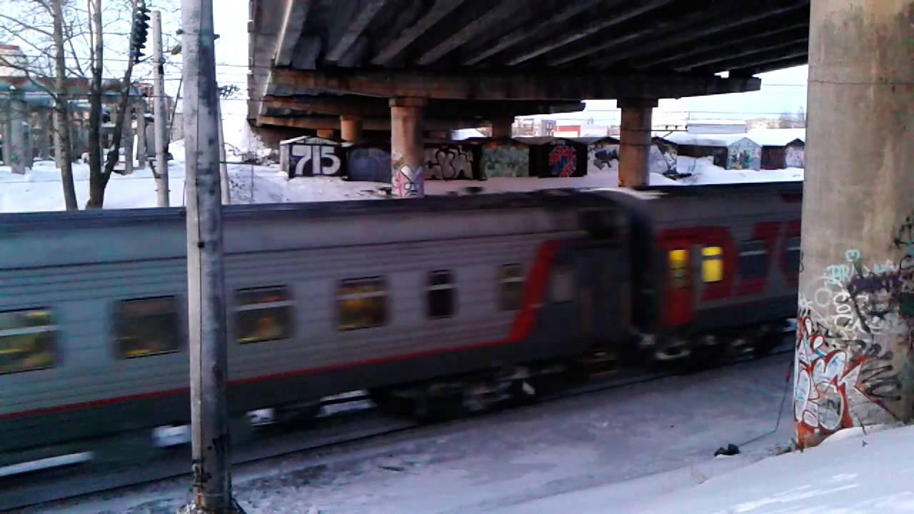 ЭП1-053 с поездом № 017 смотреть онлайн