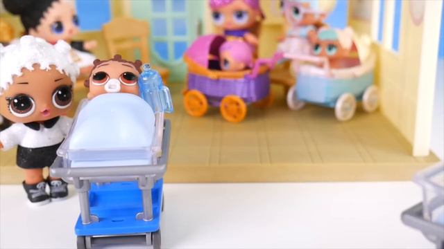 Big Luxe Gets New Lil Brother LOL Surprise Dolls Boy + Custom Lil Punk Boi Unicorn смотреть онлайн