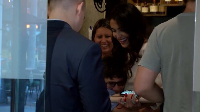 Anna Paulina Luna to face Charlie Crist in battle for district 13 seat смотреть онлайн