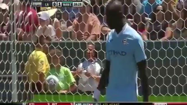 Traore vs Balotelli battle skil of Zidane turn смотреть онлайн