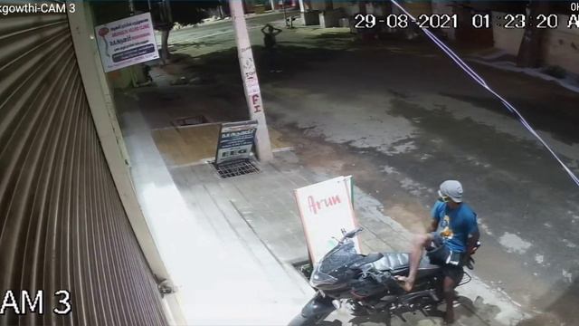 Bike stolen in tirupur, KARUVAMPALAYAM смотреть онлайн
