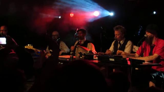 Eläkeläiset - Herra Kekkonen смотреть онлайн