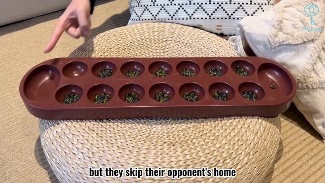How to play Congkak - Malaysia Traditional Board Game смотреть онлайн