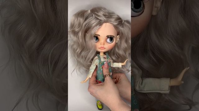 Кастомная куколка Блайз🥰 #блайз #блайзкастом #блайзкупить #blythe #blythedoll #blythecustom смотреть онлайн