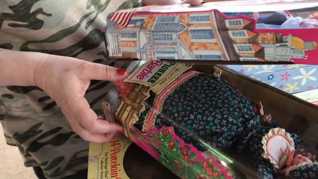 Flea Market Finds Near ME Vintage Barbie doll Hunt shopping fun смотреть онлайн