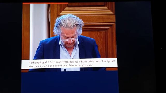 Henrik Dahl om flygtninge og migration fra mellemøsten смотреть онлайн