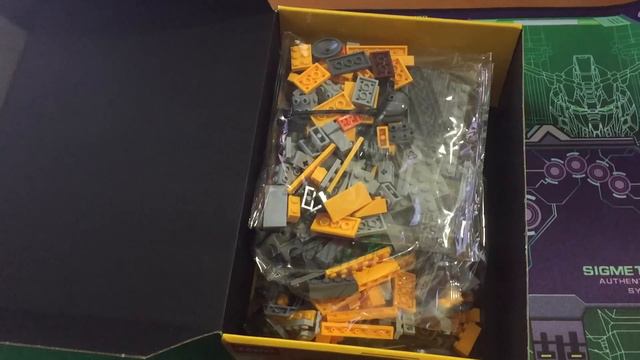 LEGO Wall-E Unboxing смотреть онлайн