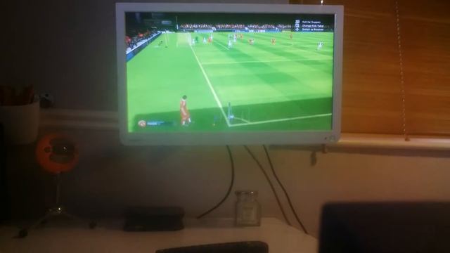 Fifa 16 : kick off with liam смотреть онлайн