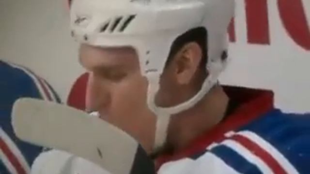 неудачный хоккеист смотреть онлайн