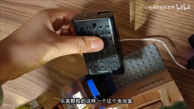 【小格子的樂高世界】樂高10297精品酒店燈光效果展示，找到了原版樂高零件的燈光組~~Lego 10297 boutique hotel lighting effect display смотреть онлайн