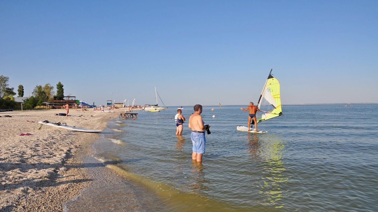 Отдых в Ейске: вечером на Ейской косе смотреть онлайн