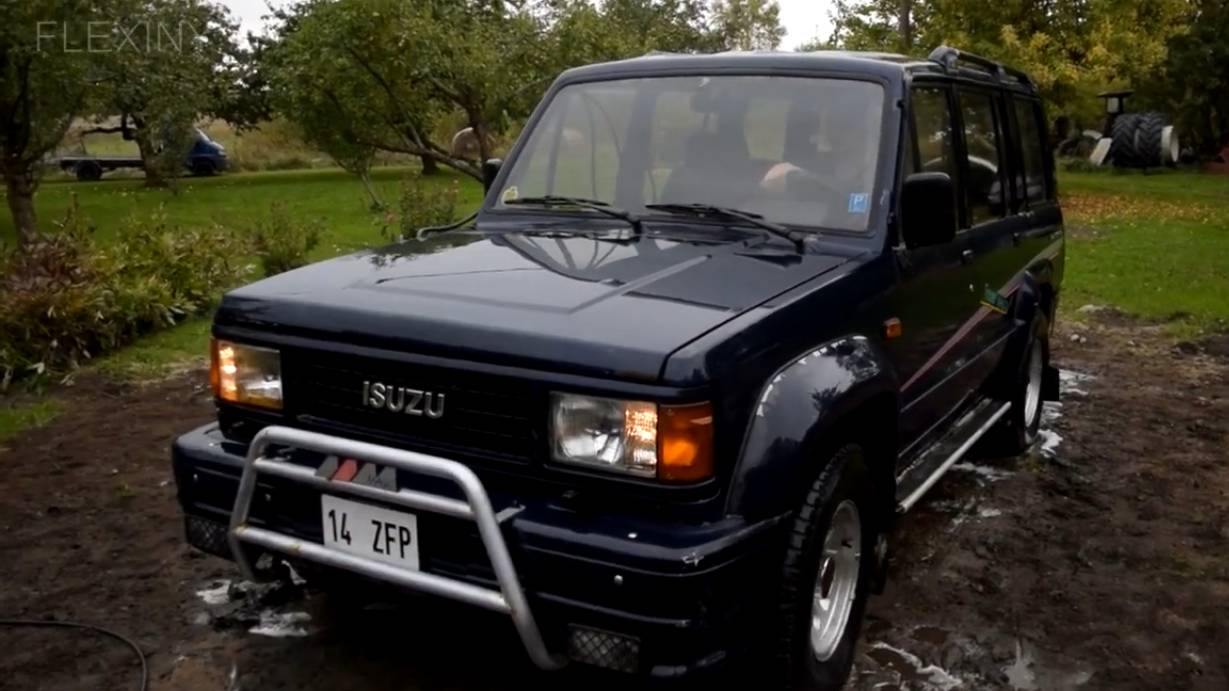 Мойка под давлением Isuzu Trooper 2.6 1991 года спустя 8 лет