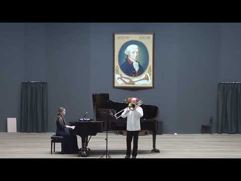 Bach Cello Suite No. 5 in C minor, Allemande смотреть онлайн