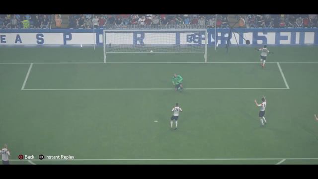 FIFA 16 - Arda Turan dribble & strike смотреть онлайн