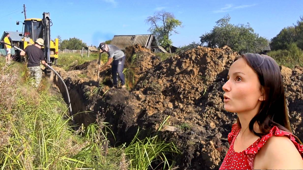 ДЕРЕВНЯ ПРИШЛА НА ПОМОЩЬ! Сделали Водопровод через БОЛОТО. ТАКОГО НЕ ОЖИДАЛ НИКТО! ЛЕСНОЙ ДОМ. смотреть онлайн