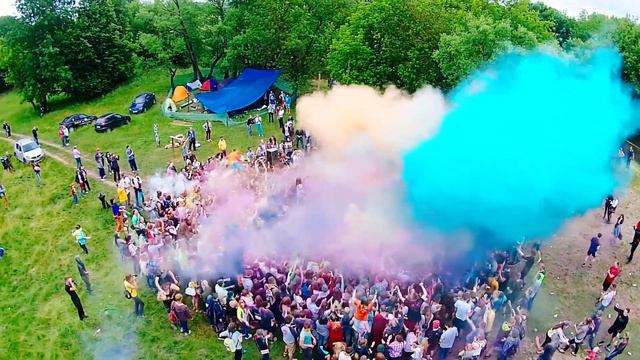 Холи смотреть онлайн