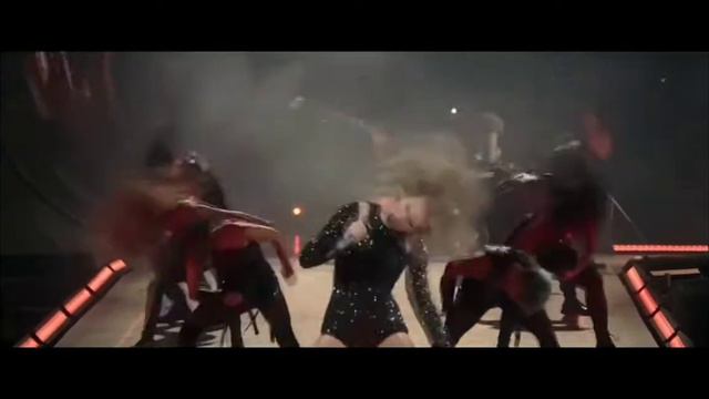 Taylor Swift - I Did Something Bad (Reputation Stadium Tour performance) смотреть онлайн