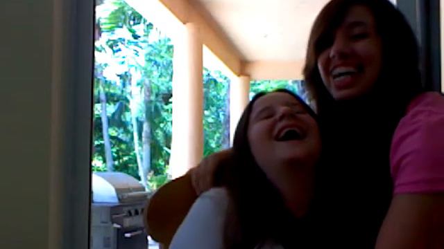 Forks Weather with Rachel and Diandra смотреть онлайн