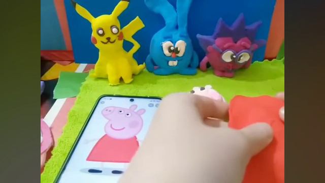 DIY Свинка Пеппа из лёгкого пластилина 🎈 смотреть онлайн