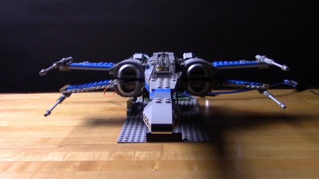 Automated LEGO X-Wing - Arduino Controlled! смотреть онлайн
