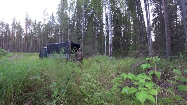 Таёжный быт. Вечером поехал за дровами. Собрал комлевые чурки у дороги полный кузов. 4 серия смотреть онлайн