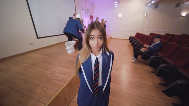 От первого лица Школа 5 😨 УСТРОИЛИ СКИБИДИ ТУАЛЕТ на ШКОЛЬНОЙ СЦЕНЕ🤯ПОЗОР ДЕВОЧЕК ГЛАЗАМИ ШКОЛЬНИК смотреть онлайн