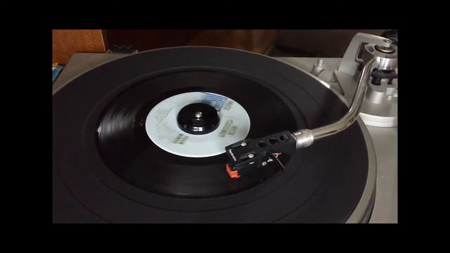 [HD] Nick Clooney - Four Winds смотреть онлайн