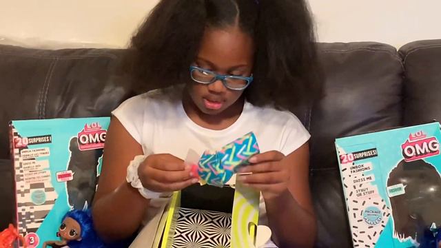 OMG LIGHTS смотреть онлайн