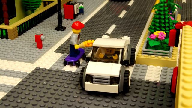 Lego Beach Movie смотреть онлайн