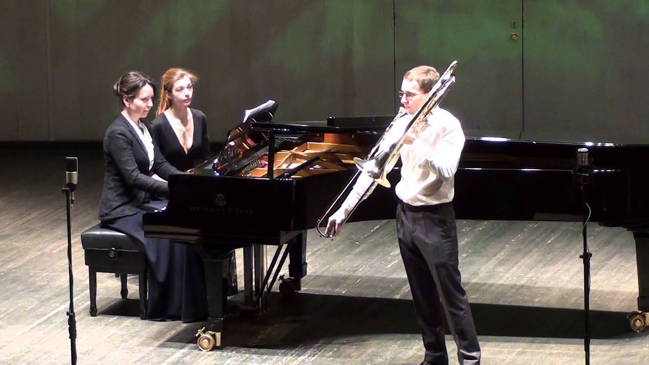 А. Шнитке Менуэт и фуга смотреть онлайн