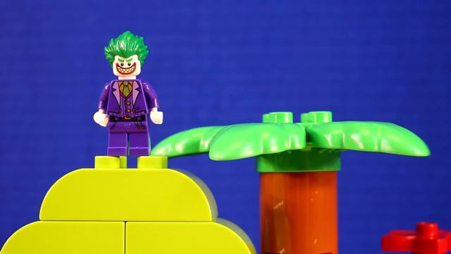 Joker Jr. Plays Hide And Seek And Builds A Fort With Blocks смотреть онлайн